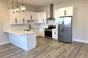 1039 53rd Ave N, Saint Petersburg, FL 33703 - Photo 3