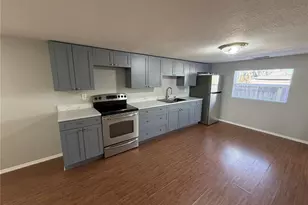 901 S Kingsway Rd, Seffner, FL 33584 - Photo 5