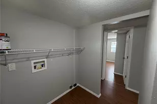 901 S Kingsway Rd, Seffner, FL 33584 - Photo 25