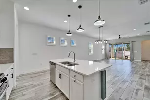 729 Winterside Dr, Apollo Beach, FL 33572 - Photo 5