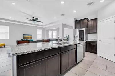 528 Ocean Spray Drive, Ruskin, FL 33570 - Photo 17