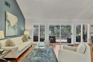 4540 Ascot Cir N, Sarasota, FL 34235 - Photo 7