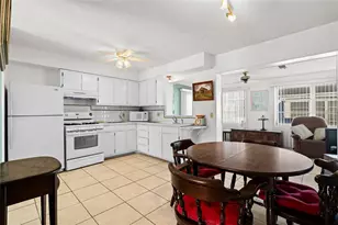 10009 Tulip Street N, Pinellas Park, FL 33782 - Photo 15