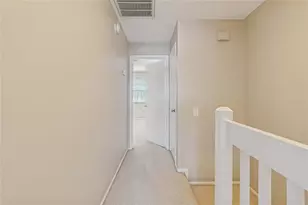 12568 Castle Hill Dr, Tampa, FL 33624 - Photo 29