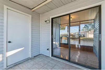 12568 Castle Hill Drive, Tampa, FL 33624 - Photo 47