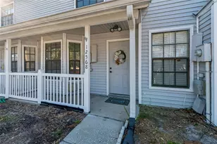 12568 Castle Hill Dr, Tampa, FL 33624 - Photo 3