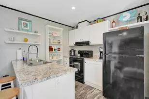 315 NE Cardinal NE, Jensen Beach, FL 34957 - Photo 11