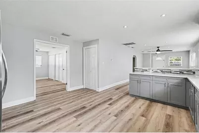 8902 El Portal Drive, Tampa, FL 33604 - Photo 9