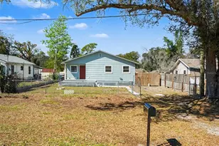 8902 El Portal Dr, Tampa, FL 33604 - Photo 27