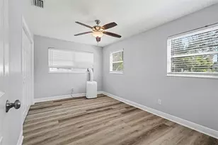 8902 El Portal Dr, Tampa, FL 33604 - Photo 17