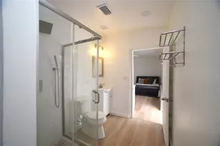 8042 36th Ave N, Saint Petersburg, FL 33710 - Photo 21