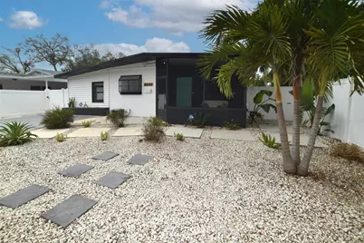 8042 36th Avenue N, Saint Petersburg, FL 33710 - Photo 3