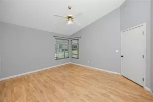 2411 Bentley Dr, Palm Harbor, FL 34684 - Photo 9