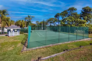 2411 Bentley Dr, Palm Harbor, FL 34684 - Photo 21