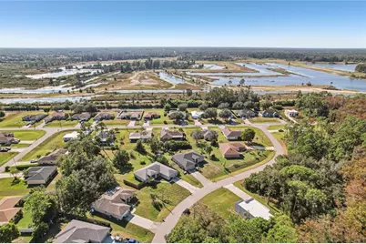 1910 Lorna Avenue, Lehigh Acres, FL 33972 - Photo 47