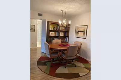 8174 Terrace Garden Drive N #303, Saint Petersburg, FL 33709 - Photo 3