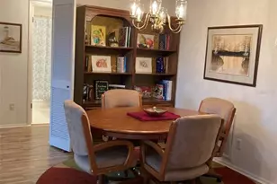 8174 Terrace Garden Dr N, Saint Petersburg, FL 33709 - Photo 3