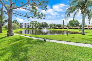 8174 Terrace Garden Dr N, Saint Petersburg, FL 33709 - Photo 75