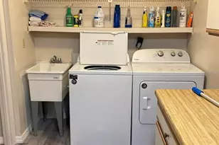 8174 Terrace Garden Dr N, Saint Petersburg, FL 33709 - Photo 23