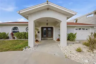 1801 Bayou Grande Blvd NE, Saint Petersburg, FL 33703 - Photo 3