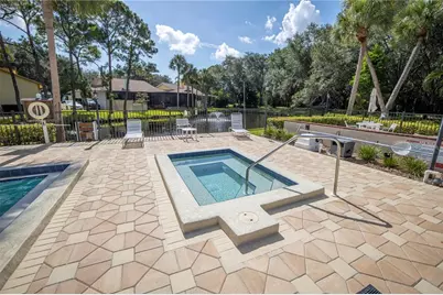 812 Amelia Court NE, Saint Petersburg, FL 33702 - Photo 37