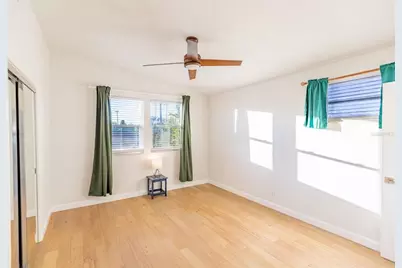 2110 Alcazar Way S, Saint Petersburg, FL 33712 - Photo 9