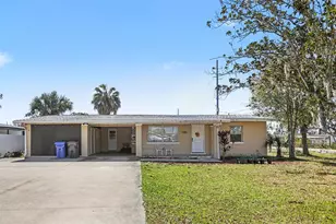 220 6th Ave SW, Ruskin, FL 33570 - Photo 1