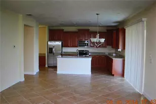 19347 Paddock View Dr, Tampa, FL 33647 - Photo 3