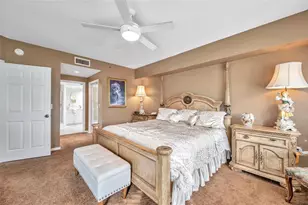 1200 Country Club Dr, Largo, FL 33771 - Photo 27