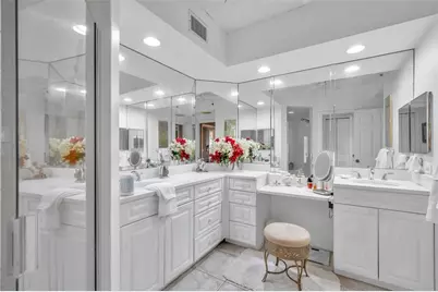 1200 Country Club Drive #2106, Largo, FL 33771 - Photo 31