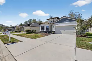 11439 Crowne Pointe St, New Port Richey, FL 34654 - Photo 1