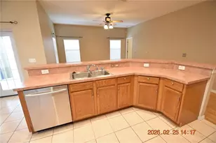 813 Parsons Pointe St, Seffner, FL 33584 - Photo 15