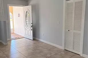 1337 Whispering Ln, Venice, FL 34285 - Photo 11