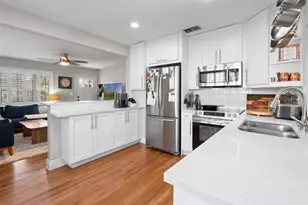 4545 Burlington Ave N, Saint Petersburg, FL 33713 - Photo 5