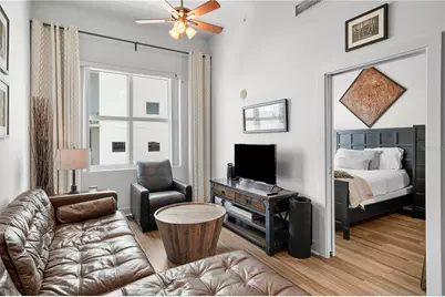 1120 E Kennedy Boulevard #827, Tampa, FL 33602 - Photo 3