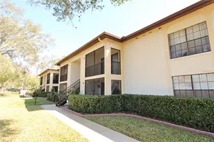 3400 Crystal Ct W, Palm Harbor, FL 34685 - Photo 5