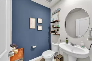 3070 Forrest Plum Ct, Zephyrhills, FL 33540 - Photo 13