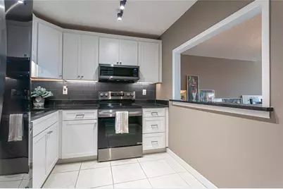 7600 Sun Island Drive S #707, South Pasadena, FL 33707 - Photo 9