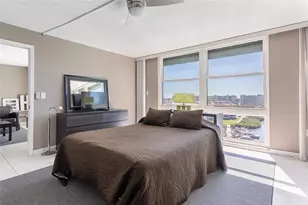 7600 Sun Island Dr S, South Pasadena, FL 33707 - Photo 11