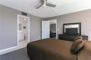 7600 Sun Island Dr S, South Pasadena, FL 33707 - Photo 13