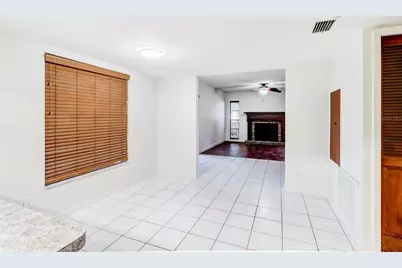 16107 Country Crossing Drive, Tampa, FL 33624 - Photo 13