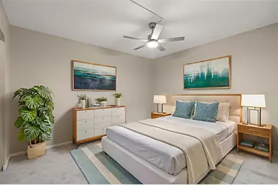 476 Santa Cruz Place NE #B, Saint Petersburg, FL 33703 - Photo 19