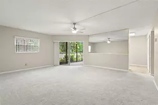 476 Santa Cruz Pl NE, Saint Petersburg, FL 33703 - Photo 23