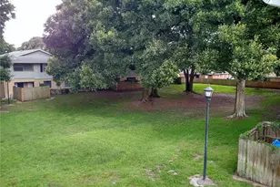 222 Red Maple Pl, Brandon, FL 33510 - Photo 17