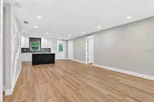 902 N 32nd St, Saint Petersburg, FL 33713 - Photo 13