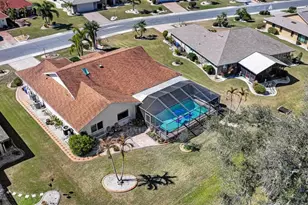 1917 E View Dr, Sun City Center, FL 33573 - Photo 55