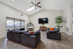 413 Manor Blvd, Palm Harbor, FL 34683 - Photo 11