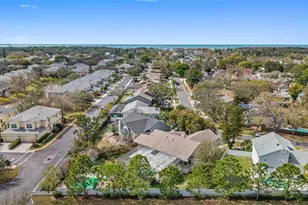 413 Manor Blvd, Palm Harbor, FL 34683 - Photo 45