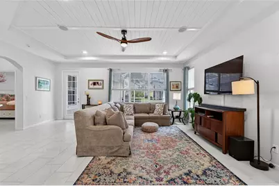 5515 Golden Isles Drive, Apollo Beach, FL 33572 - Photo 17