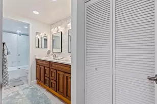 5700 Mariner St, Tampa, FL 33609 - Photo 19